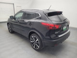Used 2017 Nissan Rogue Sport SL image 3