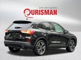 Certified 2022 Ford Escape SE image 4