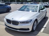 Used 2018 BMW 750i image 4