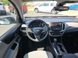 Used 2023 Chevrolet Equinox LT w/ Driver Convenience Package image 3
