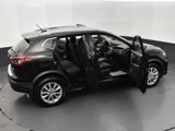 Used 2021 Nissan Rogue Sport SV image 6