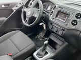 Used 2017 Volkswagen Tiguan Limited w/ Alloy Wheels Package image 3