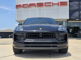 Used 2023 Porsche Macan image 3