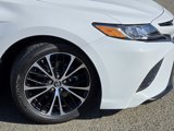 Used 2018 Toyota Camry L image 3