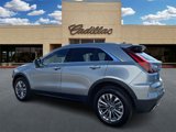 Used 2024 Cadillac XT4 Premium Luxury image 4