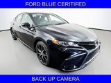 Used 2023 Toyota Camry SE image 3