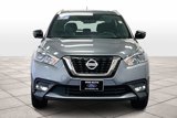Used 2019 Nissan Kicks SR image 3