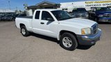 Used 2005 Dodge Dakota SLT image 2