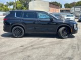 New 2024 Mitsubishi Outlander SE Black Edition image 3