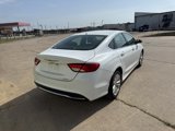 Used 2015 Chrysler 200 Limited w/ Convenience Group image 3