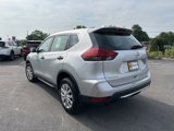 Used 2019 Nissan Rogue S image 5