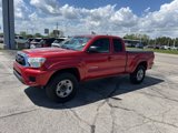 Used 2015 Toyota Tacoma 4x4 Access Cab image 3