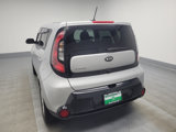 Used 2016 Kia Soul + image 6