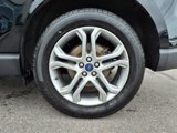 Used 2017 Ford Edge Titanium w/ Technology Package image 4