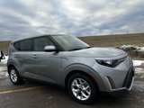 Used 2023 Kia Soul LX w/ LX Technology Package image 2