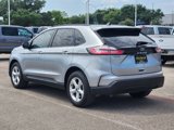 Used 2022 Ford Edge SE image 4