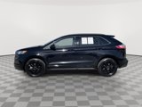 Certified 2022 Ford Edge SE w/ Black Appearance Package image 2