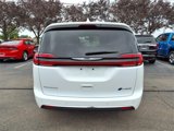 Used 2022 Chrysler Pacifica Limited image 5