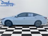 Used 2023 Nissan Altima 2.5 SV image 2