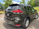 Used 2017 Nissan Rogue SV image 4