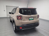 Used 2016 Jeep Renegade Limited image 6