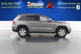 Used 2011 Jeep Grand Cherokee Laredo image 2