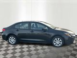 Used 2022 Toyota Corolla LE image 5