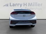 Certified 2022 Hyundai Ioniq SE image 4