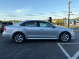 Used 2018 Volkswagen Passat 2.0T SE image 3