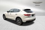 Used 2018 Maserati Levante image 2