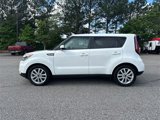 Used 2019 Kia Soul + image 4