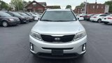 Used 2015 Kia Sorento LX image 2