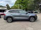 Certified 2024 Volkswagen Taos SE image 2