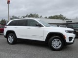 New 2025 Jeep Grand Cherokee Laredo w/ Luxury Tech Group I image 2