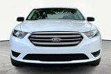 Used 2017 Ford Taurus SE image 3