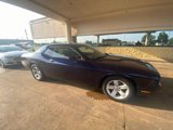 Used 2014 Dodge Challenger SXT image 2