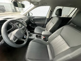 Used 2023 Volkswagen Tiguan SE image 5