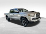 Used 2019 Toyota Tacoma 2WD Double Cab image 2