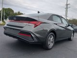 New 2025 Hyundai Elantra SE image 4