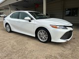 Used 2019 Toyota Camry XLE image 2