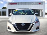 Certified 2019 Nissan Altima 2.5 SV image 2