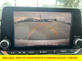 Used 2022 Nissan Rogue SV image 4