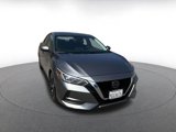 Used 2023 Nissan Sentra SV image 3