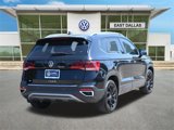 Certified 2023 Volkswagen Taos SE w/ Black Wheel Package image 3