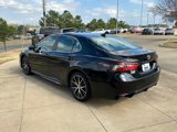 Used 2023 Toyota Camry SE image 4