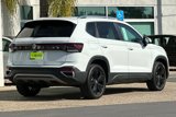 New 2025 Volkswagen Taos SE image 4