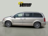 Used 2014 Chrysler Town & Country Touring-L w/ Driver Convenience Group image 2