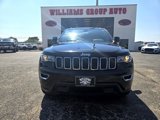Used 2021 Jeep Grand Cherokee Laredo image 2
