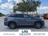 Used 2018 Toyota Highlander XLE image 2