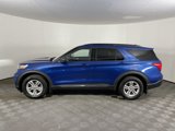 Used 2022 Ford Explorer XLT w/ Equipment Group 202A image 3